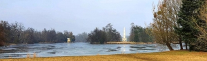 Zámecký park Lednice – pohled na Minaret od zámku.